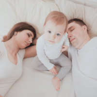 Vorschaubild Baby schläft nur 30 Minuten